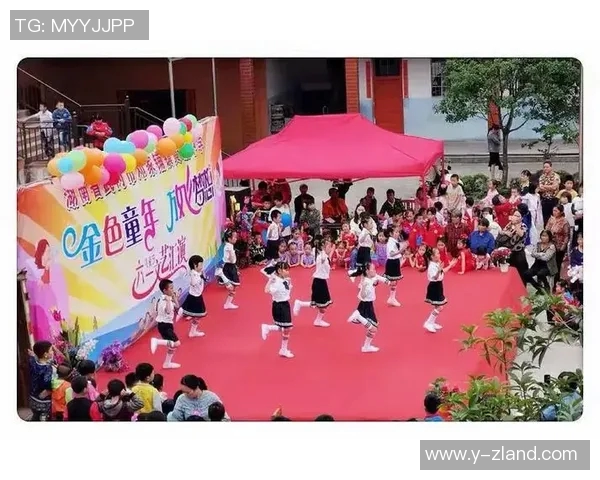 家有儿女中的足球明星成长记：从童年梦想到绿茵场上的辉煌瞬间